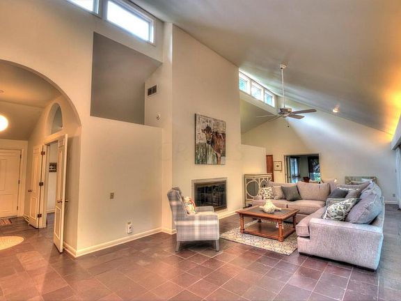 4th image of 969 Eastward Cir