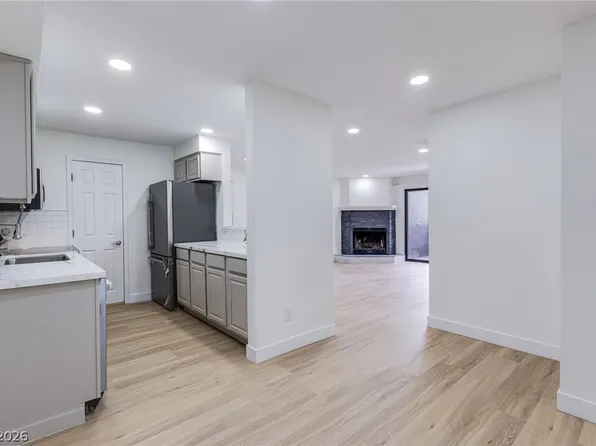 2451 N Rainbow Blvd Unit 2065, Las Vegas, NV 89108