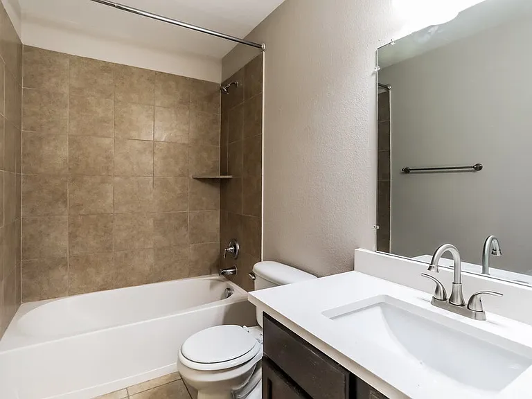 1813 Sparrow Ln — Photo 15