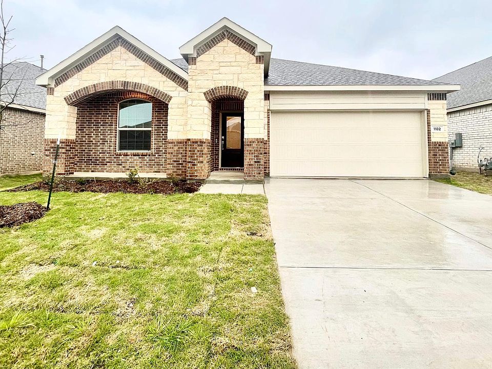 1st image of 1102 Mahogany Ln