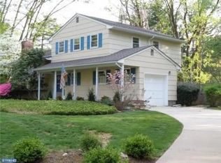 48 Pineknoll Dr, Lawrenceville, NJ 08648