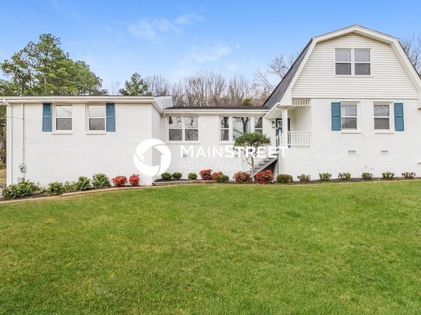 405 Dahlia Dr