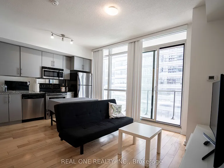 65 Bremner Blvd #1207 — Photo 5
