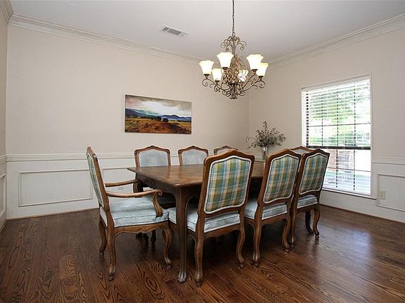 4th image of 14854 Oaks North Pl