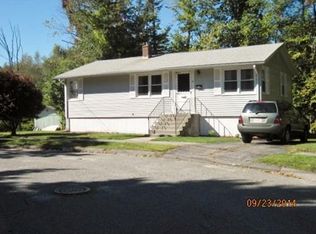 28 Greybert Ln, Worcester, MA 01602