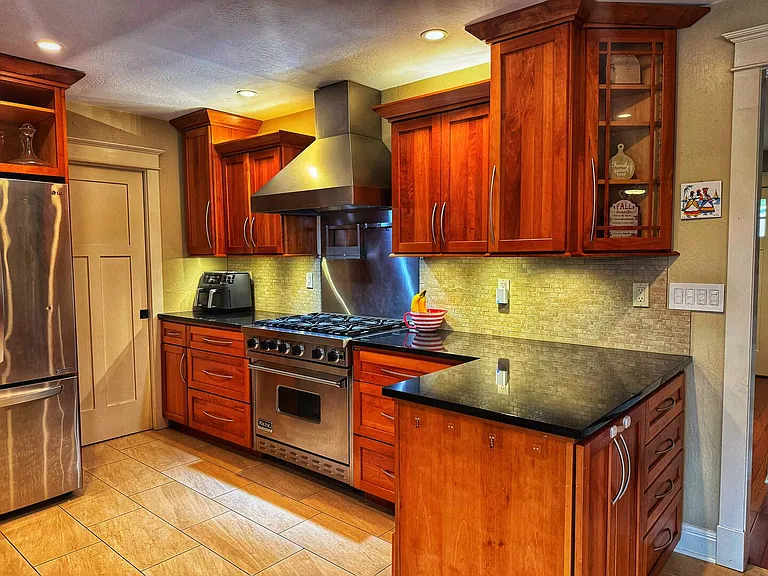 335 Barrow Ct — Photo 7