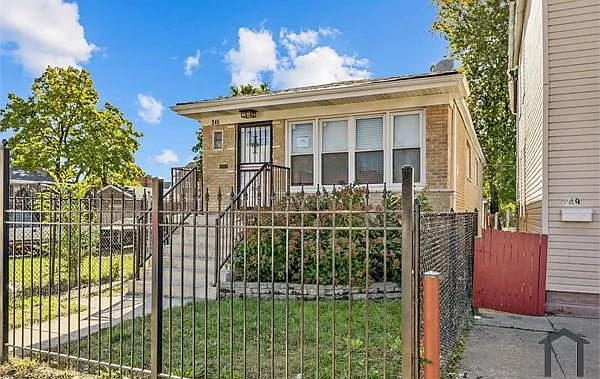 245 W 43rd St
