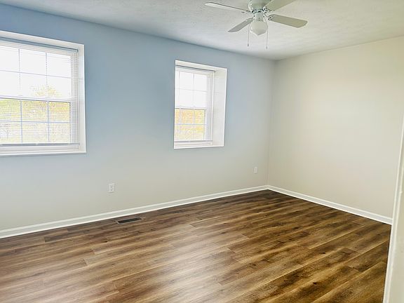 3rd image of 1710 Ivy St #136