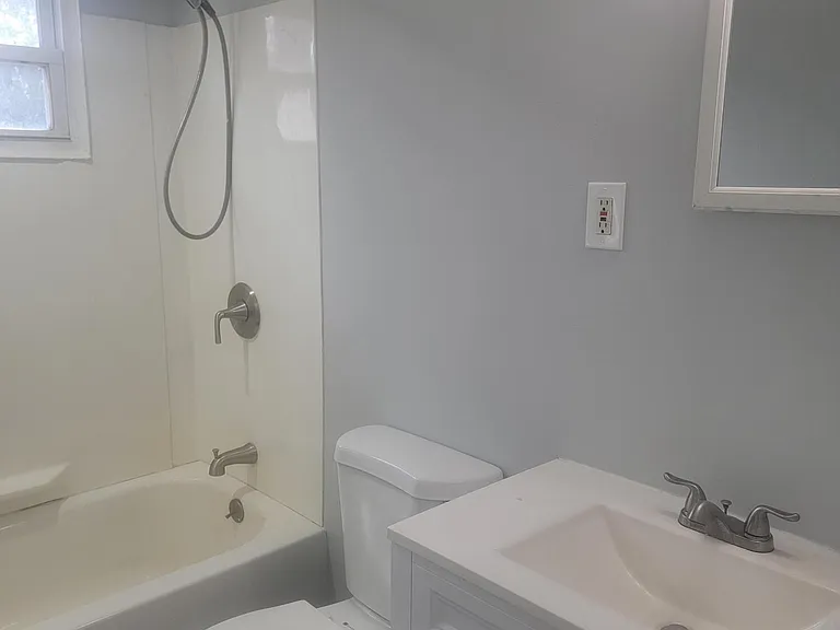 307 Algonquin Trl — Photo 9