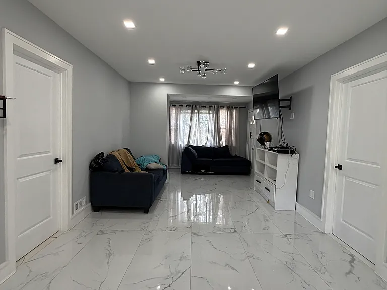2964 State St #1 — Photo 6