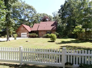 1770 Stars Rd, East Marion, NY 11939