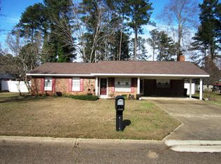 109 Gardenia Dr, Columbus, MS 39705