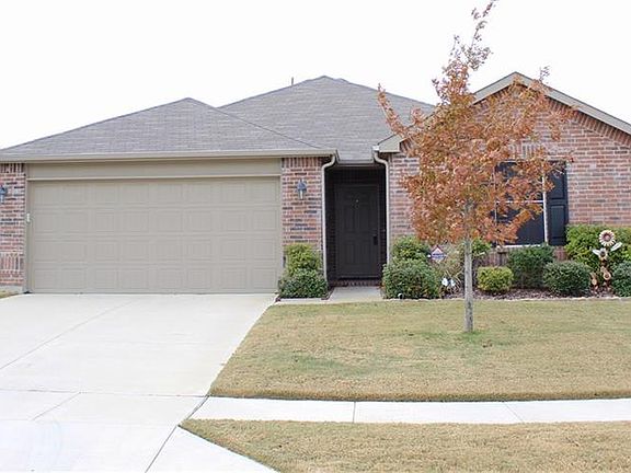 3rd image of 1404 Nicholas Ln