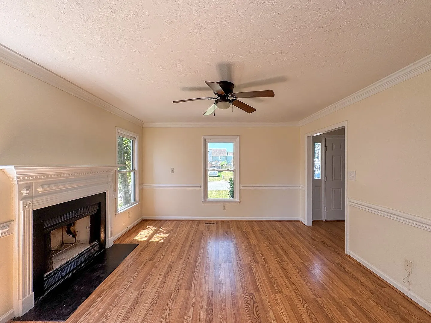 4 Bed 2.5 Bath Home in Hope Mills — Photo 4