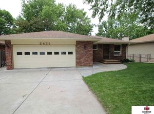2439 N 74th St, Lincoln, NE 68507