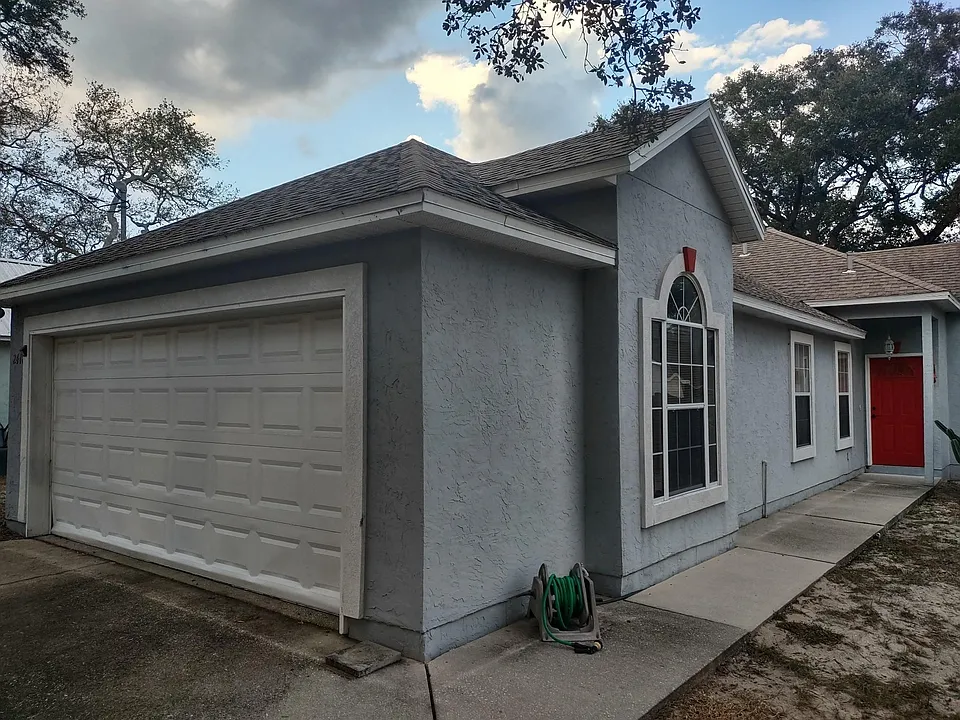 2418 Hydrangea St