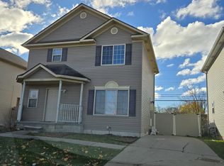 21816 Fifteen Mile Rd, Clinton Township, MI 48035