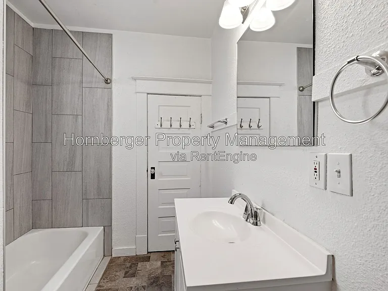 1622 W Mission Ave — Photo 6