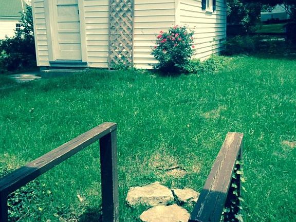2nd image of 40 N Cherrywood Ave