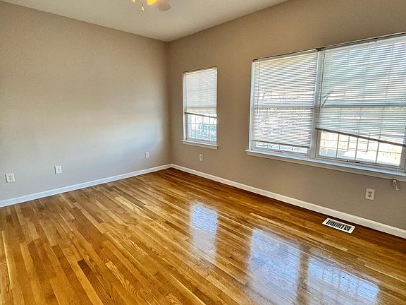 3rd image of 481 Communipaw Ave #3