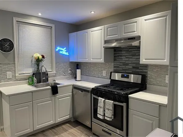 1516 Rowan St #1, Philadelphia, PA 19140