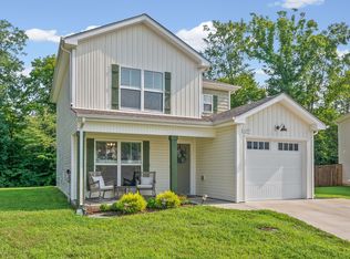 1177 Cottonwood Dr, Clarksville, TN 37040