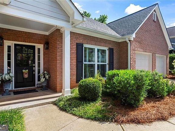 5th image of 2674 Thornberry Pl
