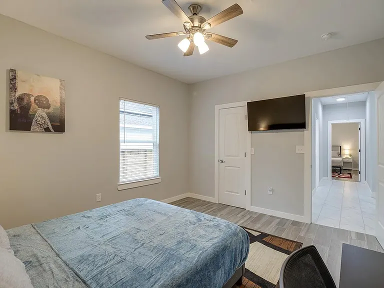 3523 Bain St — Photo 20