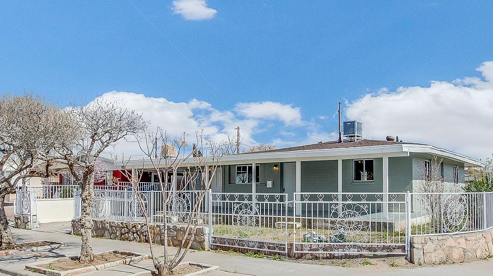 1st image of 240 Papaya St
