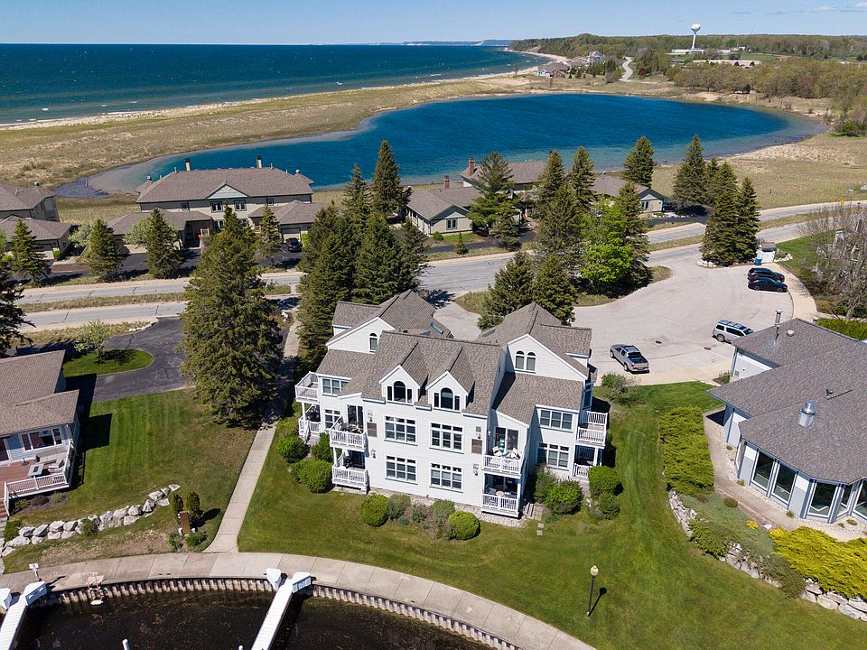 1st image of 6 Brookharbor N