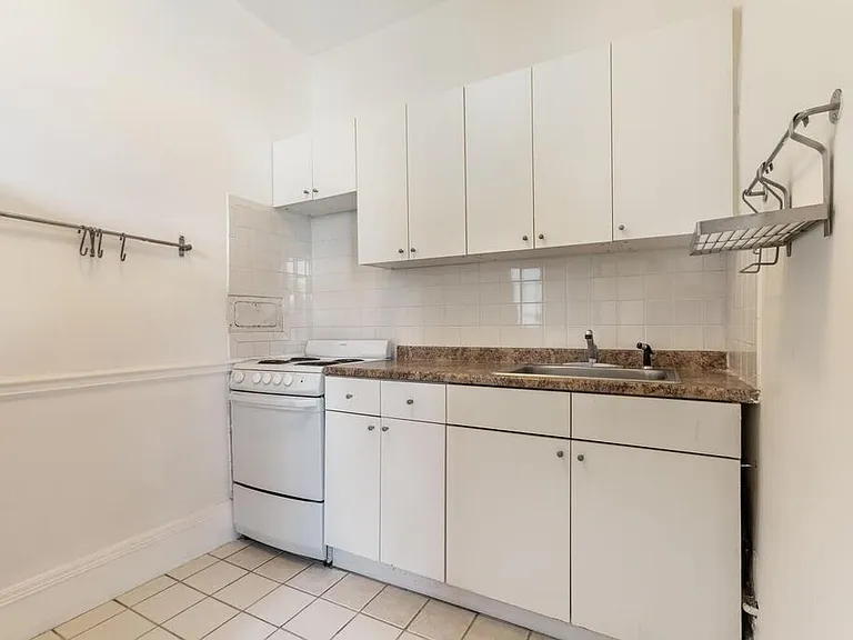 1091 Boylston St #26 — Photo 3