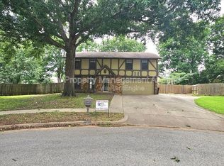 1811 W Gulfport Cir, Broken Arrow, OK 74011