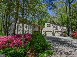 2000 Halyard Ln, Reston, VA 20191