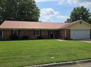 4 Lee Cir, Searcy, AR 72143