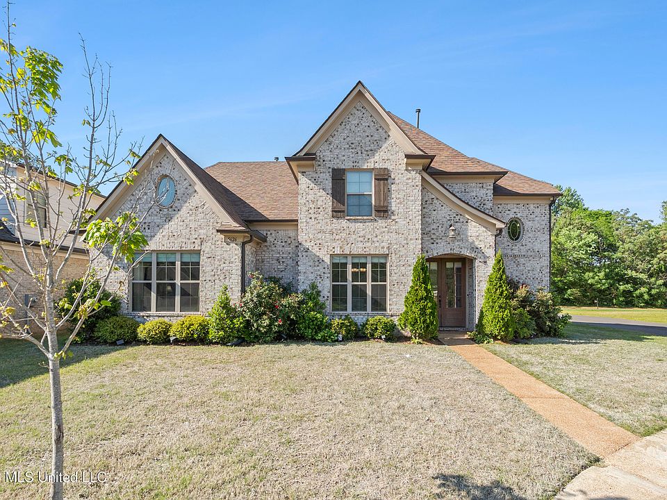 1st image of 5626 Stonecrest Dr