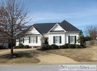 29 Meadow Springs Ln, Greer, SC 29650