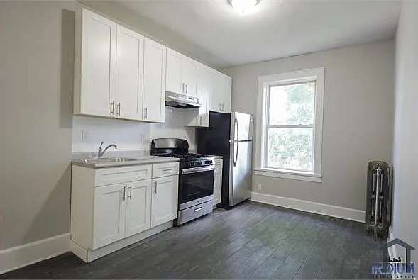 477 Madison Ave — Photo 5