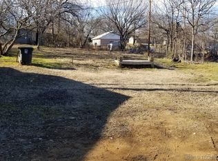 623 S 1st Ave, Durant, OK 74701