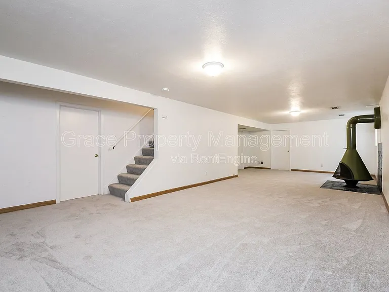 650 E Easter Ave — Photo 7