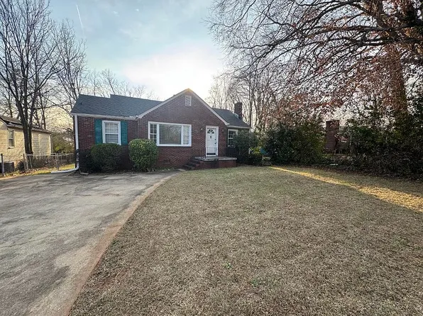 12 Allendale Ln, Greenville, SC 29607