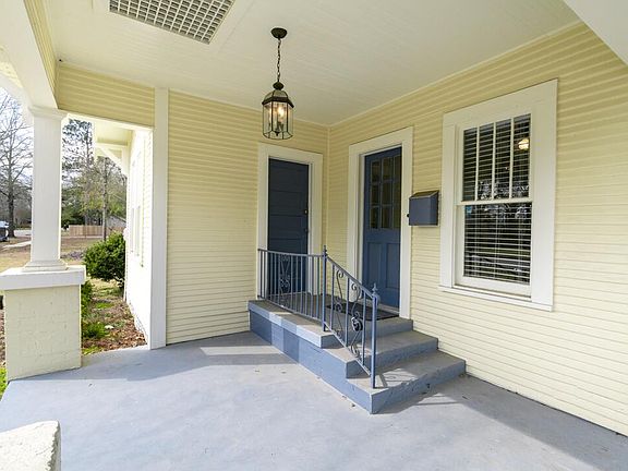 3rd image of 705 Mamie St