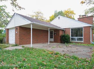 137 May St, Grayslake, IL 60030