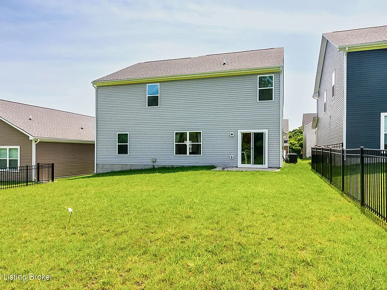 17010 Meander Way — Photo 82