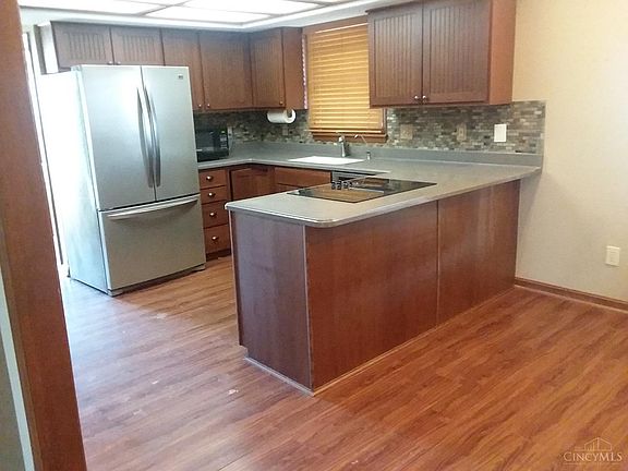 2nd image of 7360 Dixon Dr