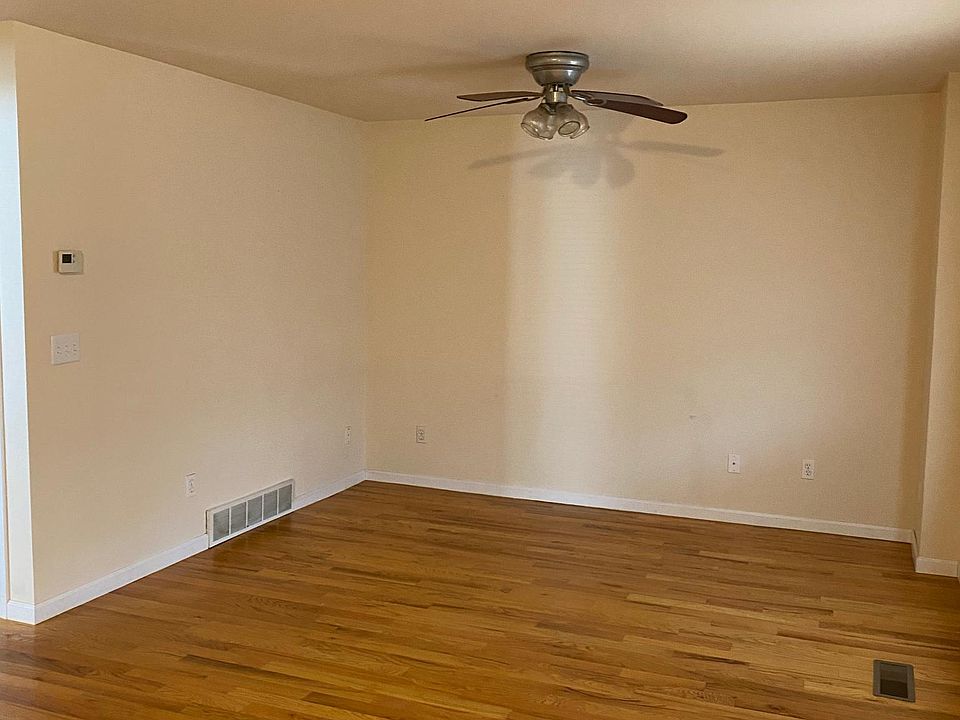 2nd image of 82 Hill St #1