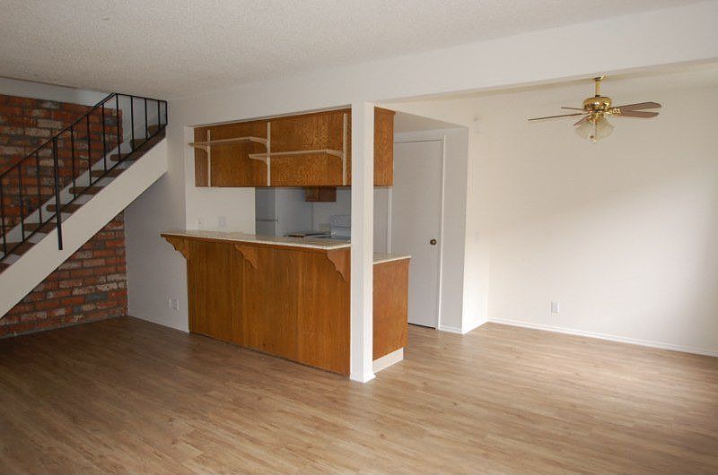 2nd image of 5921 Birch St APT 3