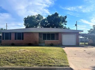 1711 Marvin St, Sweetwater, TX 79556