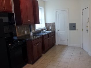 216 48th St #11AA, Union City, NJ 07087