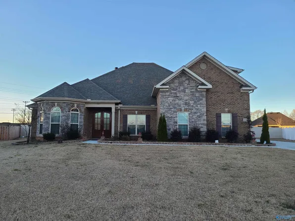 109 Shields Park Cir, Huntsville, AL 35811