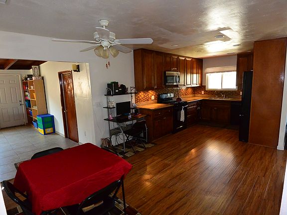 4th image of 5845 Mariposa Pl